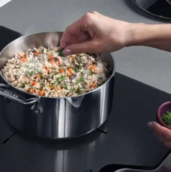 D3 Stainless 3-Ply Bonded Cookware, Mini Casserole With Lid, 1 Quart>All-Clad Hot