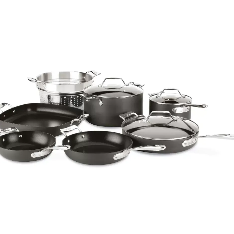 Essentials Nonstick Cookware Set, 10 Piece Set>All-Clad Clearance