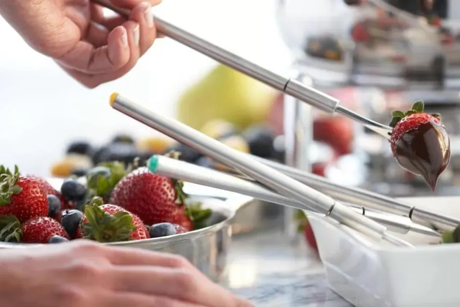Gourmet Accessories, 12 Piece Fondue Set With Stainless Steel Pot And Cast Aluminum Insert>All-Clad Online