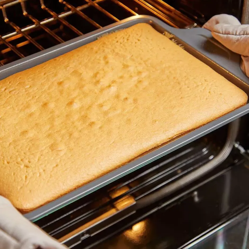 Pro-Release Nonstick Bakeware, Jelly Roll Pan, 15 X 10 Inch>All-Clad Hot
